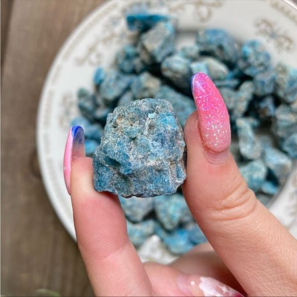 Raw Blue Apatite Chunks - Picture 4 of 4